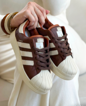 Tênis Adidas Superstar